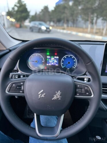 Hongqi  2025, 180 km - 0.0 l - Sumqayıt