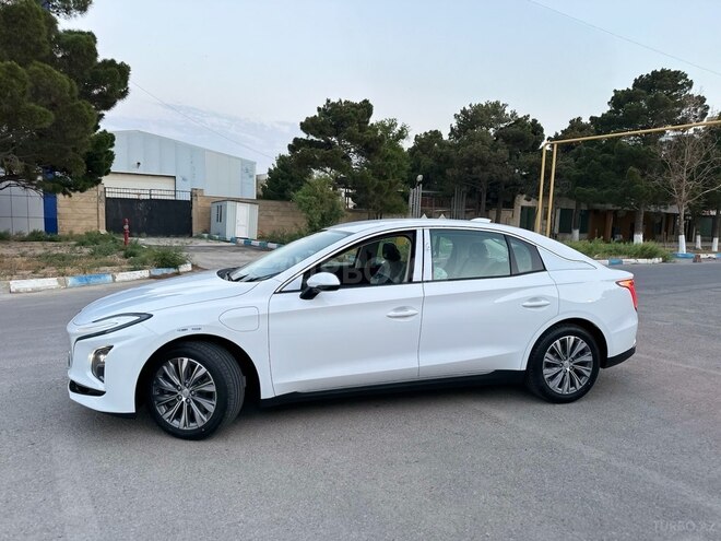 Hongqi  2025, 180 km - 0.0 l - Sumqayıt