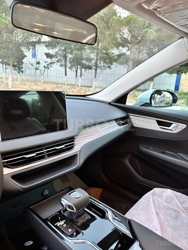 Hongqi  2025, 180 km - 0.0 l - Sumqayıt