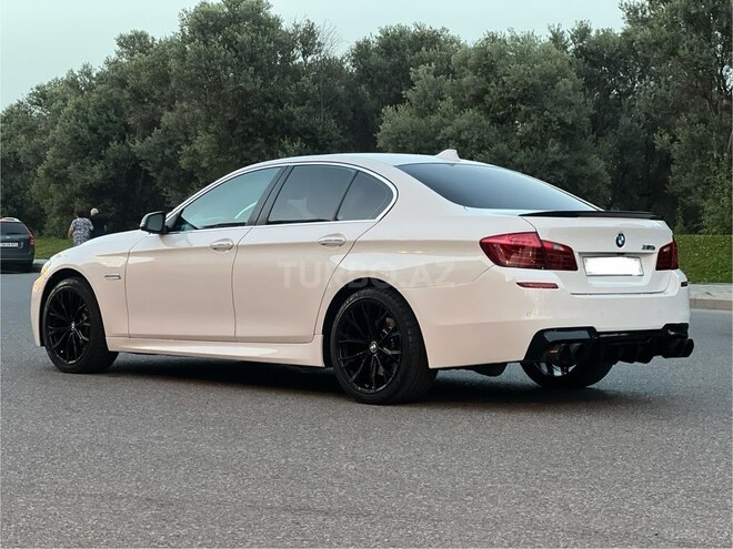 BMW 528 2015, 240,000 km - 2.0 l - Bakı