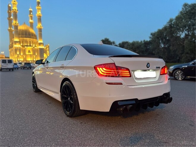 BMW 528 2015, 240,000 km - 2.0 l - Bakı