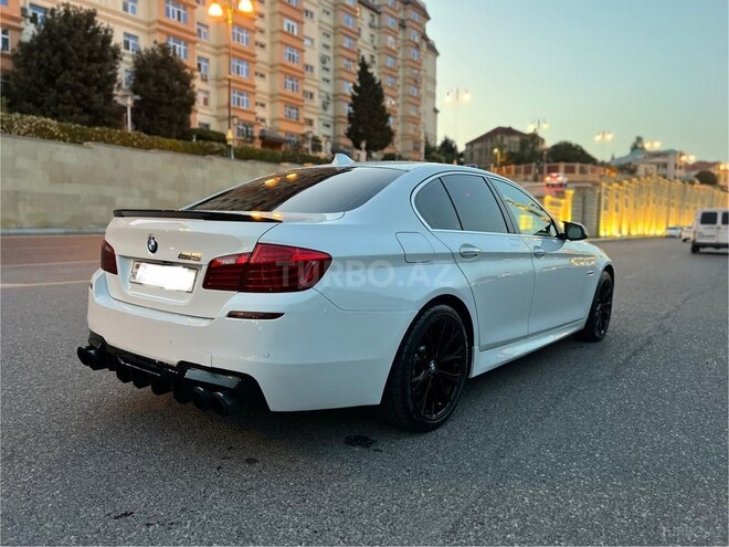 BMW 528 2015, 240,000 km - 2.0 l - Bakı