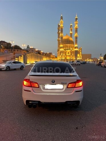 BMW 528 2015, 240,000 km - 2.0 l - Bakı