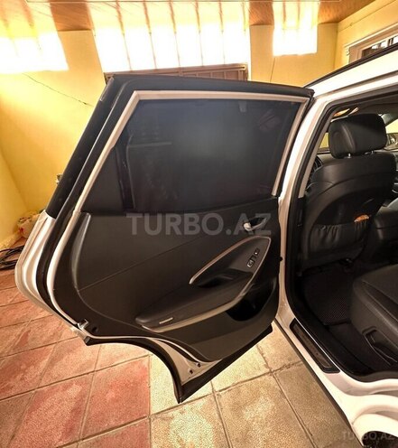 Hyundai Santa Fe-19