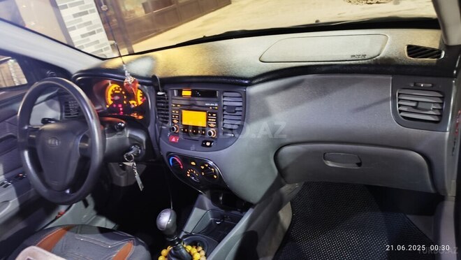 Kia Rio 2008, 270,000 km - 1.4 l - Şabran