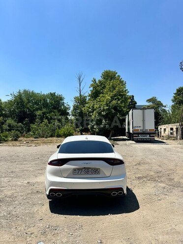 Kia Stinger-4