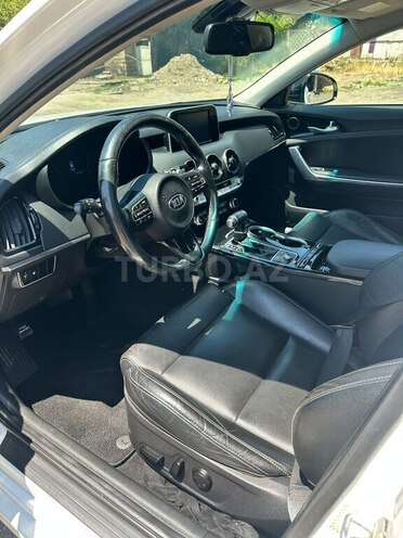 Kia Stinger-8