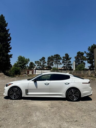 Kia Stinger-3