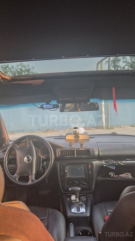 Volkswagen Passat 2002, 256,833 km - 1.8 l - Bakı