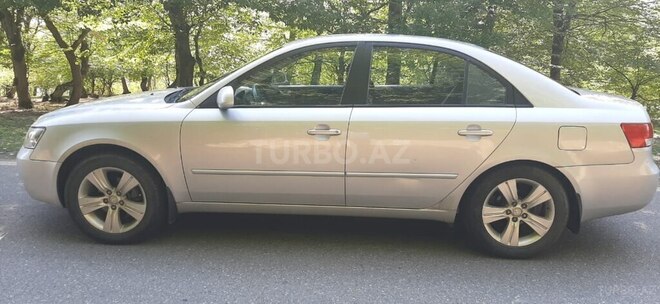 Hyundai Sonata 2006, 448,620 km - 2.4 l - Quba