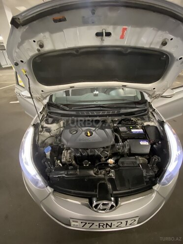 Hyundai Elantra 2014, 198,593 km - 1.8 l - Bakı