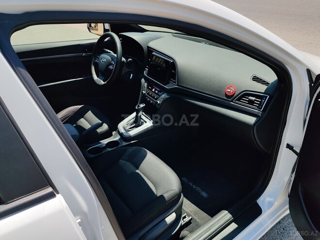 Hyundai Elantra 2017, 102,354 km - 2.0 l - Bakı