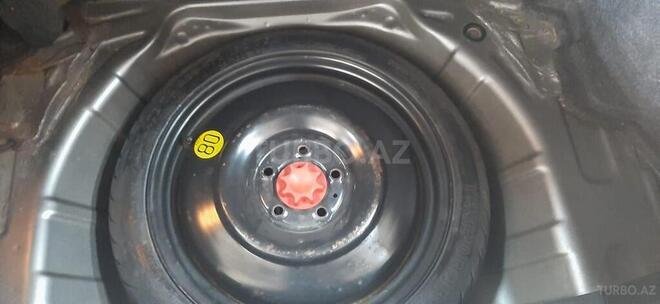 Toyota Auris 2008, 329,560 km - 1.4 л - Gəncə