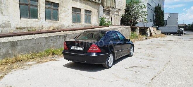 Mercedes C 180 2001, 370,000 km - 2.0 l - Bakı