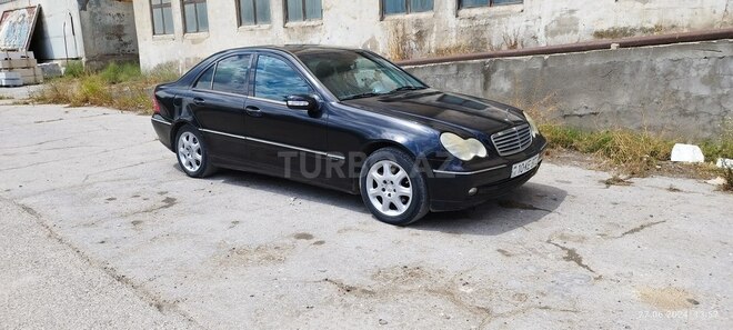 Mercedes C 180 2001, 370,000 km - 2.0 l - Bakı
