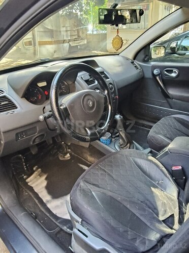 Renault Megane-7