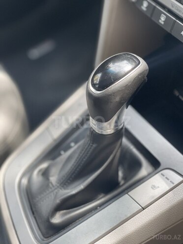 Hyundai Elantra 2016, 23,175 km - 1.6 l - Bakı