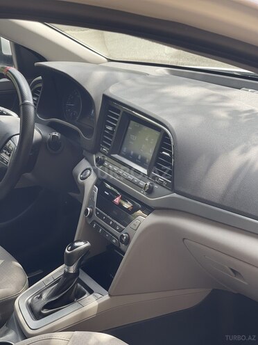 Hyundai Elantra 2016, 23,175 km - 1.6 l - Bakı