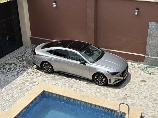Hyundai Sonata-18