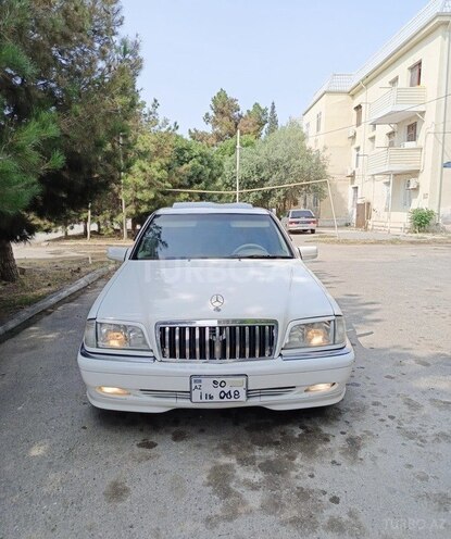 Mercedes C 230 1999, 297,000 km - 2.3 l - Salyan