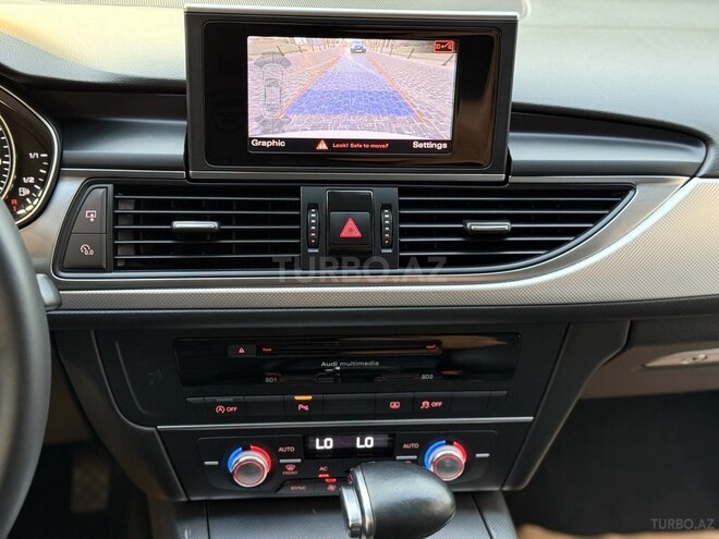 Audi A6-12