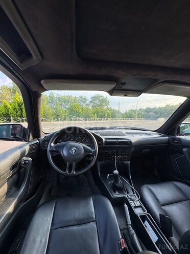 BMW 520 1991, 172,000 km - 2.0 l - Şəki