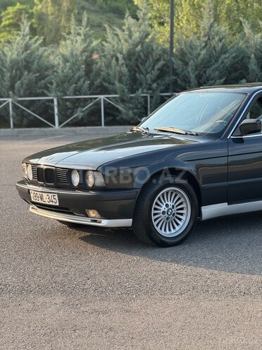 BMW 520 1991, 172,000 km - 2.0 l - Şəki