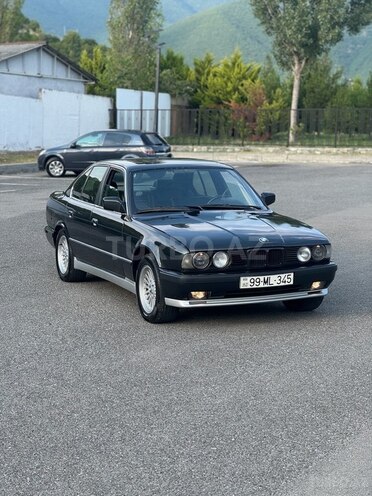 BMW 520 1991, 172,000 km - 2.0 l - Şəki