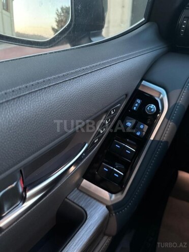 Toyota Land Cruiser 2024, 15,000 km - 3.3 л - Bakı