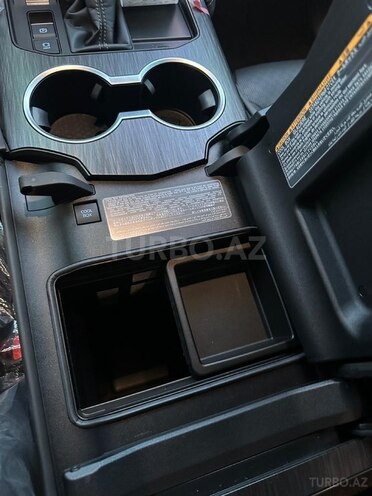 Toyota Land Cruiser 2024, 15,000 km - 3.3 л - Bakı