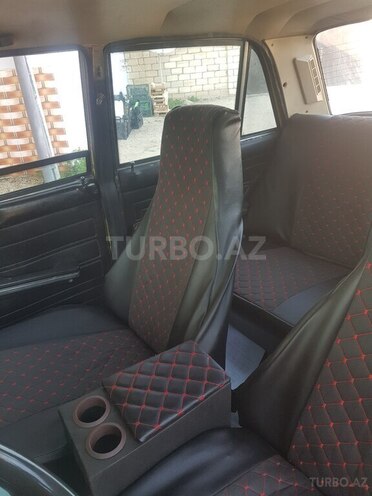 LADA (VAZ) 2106 1988, 70,000 km - 1.6 l - Salyan