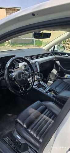 Volkswagen Passat 2018, 105,000 km - 1.8 l - Bakı