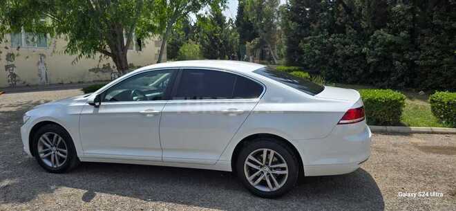 Volkswagen Passat 2018, 105,000 km - 1.8 l - Bakı