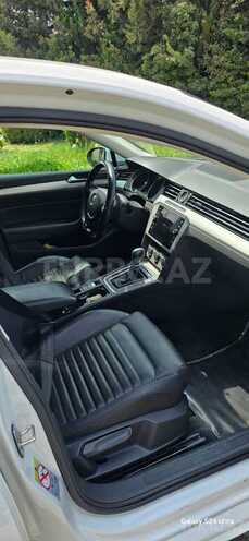 Volkswagen Passat 2018, 105,000 km - 1.8 l - Bakı