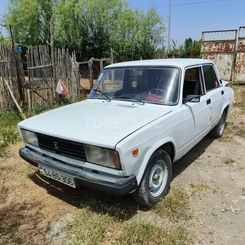 LADA (VAZ) 2105 1982, 40,000 km - 1.6 л - Sabirabad