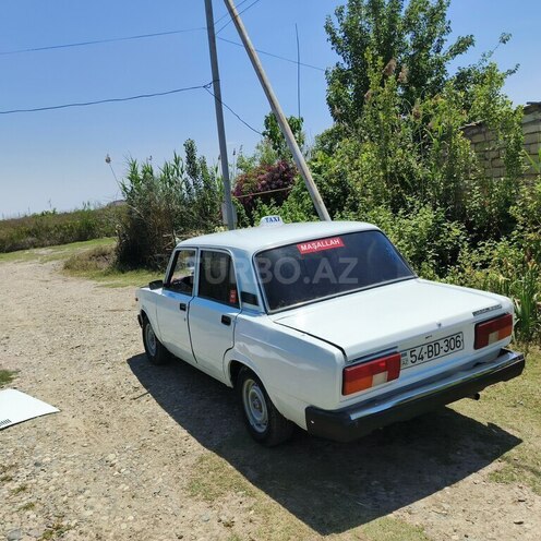 LADA (VAZ) 2105 1982, 40,000 km - 1.6 л - Sabirabad