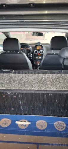 Opel Corsa 2014, 180,000 km - 1.3 l - Salyan
