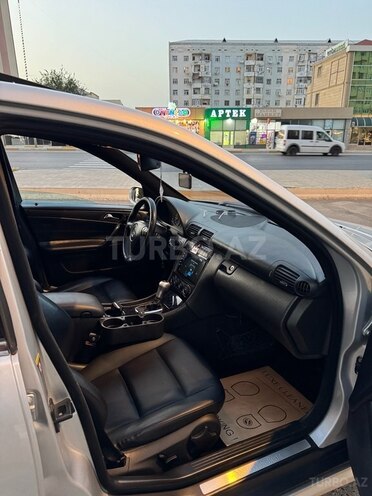 Mercedes C 230 2006, 218,455 km - 2.5 л - Sumqayıt
