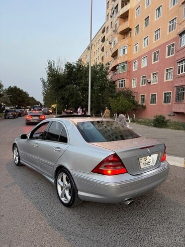 Mercedes C 230 2006, 218,455 km - 2.5 л - Sumqayıt