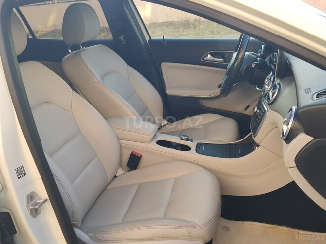 Mercedes GLA 250 2015, 137,000 km - 2.0 l - Bakı