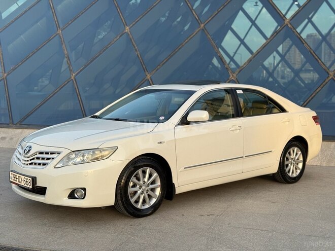 Toyota Camry-4