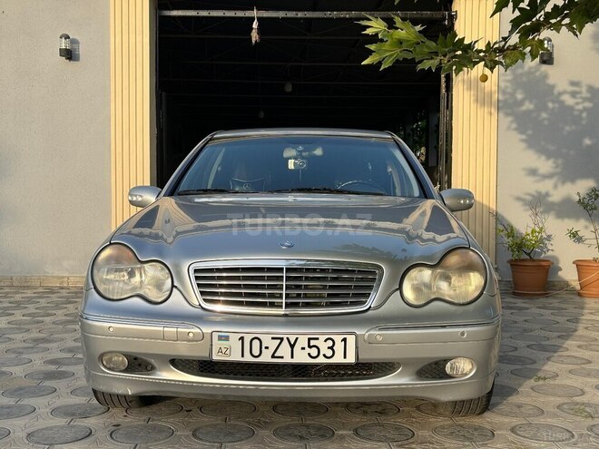 Mercedes C 240 2000, 355,000 km - 2.4 л - Şirvan