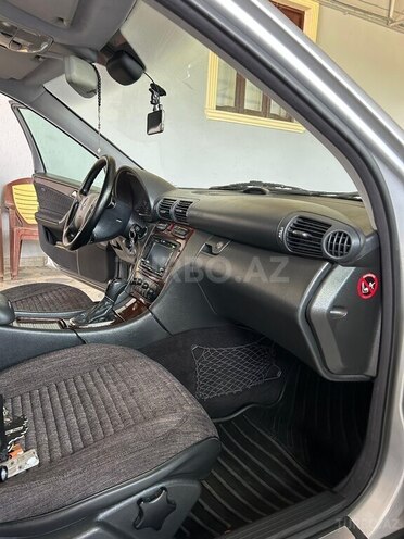 Mercedes C 240 2000, 355,000 km - 2.4 л - Şirvan