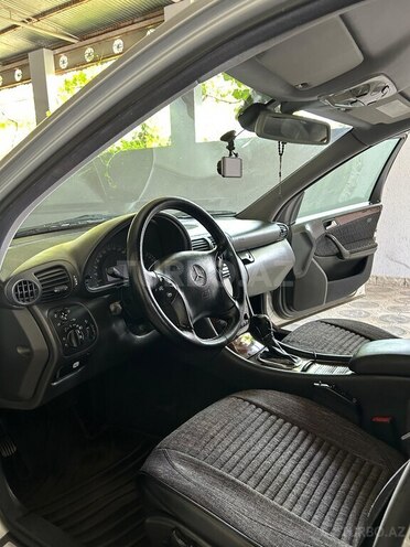 Mercedes C 240 2000, 355,000 km - 2.4 л - Şirvan