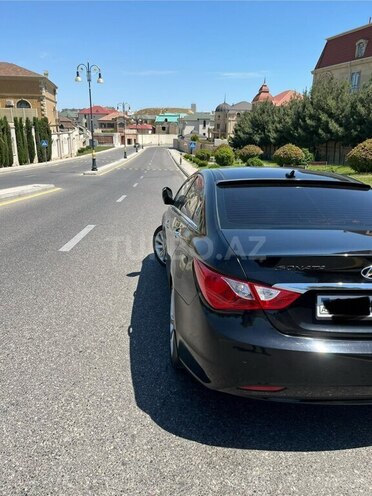 Hyundai Sonata-3