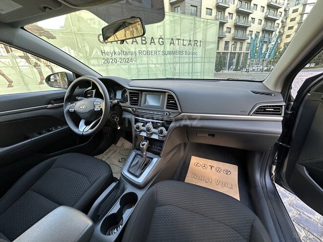 Hyundai Elantra 2019, 29,000 km - 2.0 l - Bakı