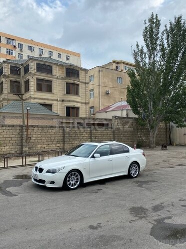 BMW 525 2005, 320,000 km - 2.5 l - Bakı