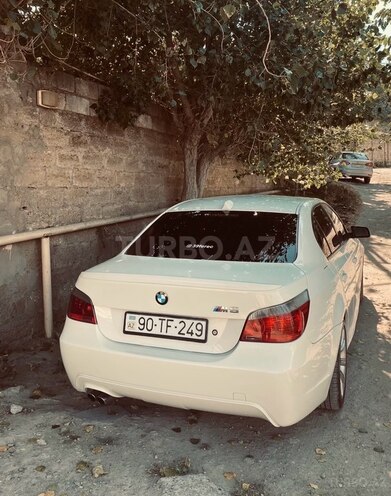 BMW 525 2005, 320,000 km - 2.5 l - Bakı