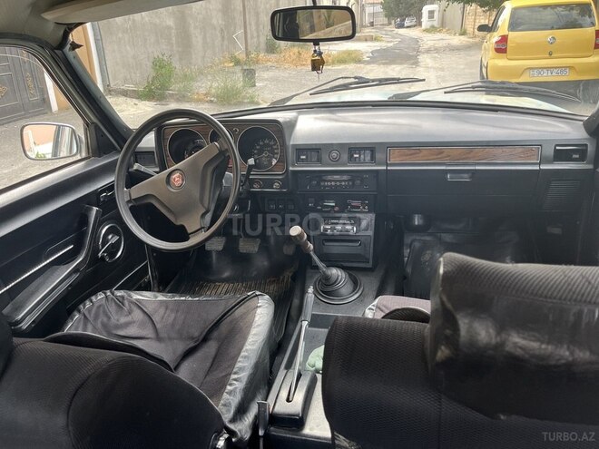 GAZ 24 1989, 570,000 km - 2.5 l - Bakı