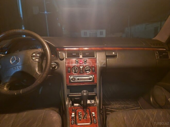 Mercedes E 220 1999, 750,000 km - 2.2 l - Gəncə